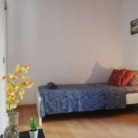 Habitacion Doble En Eixample Барселона Экстерьер фото